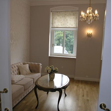 Appartement Apartman Lux Skroupova à Karlovy Vary Extérieur photo